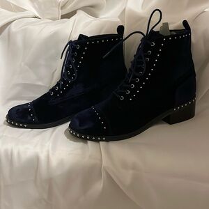 Beautiful blue crushed velvet Marc Fisher boots - size 8.5 M
